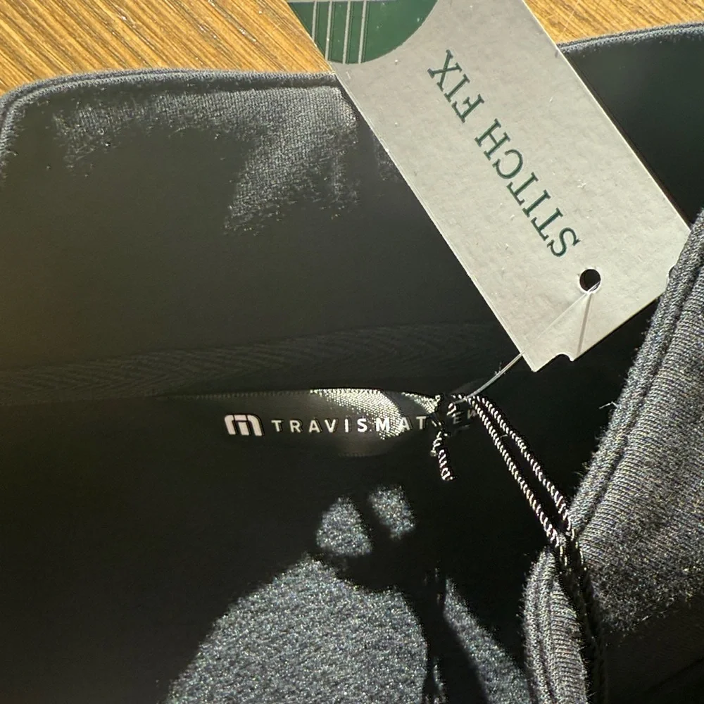 NWT Travis Mathew Black Cloud Quarter Zip Up Size L